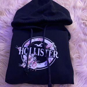 Hollister sweatshirt
